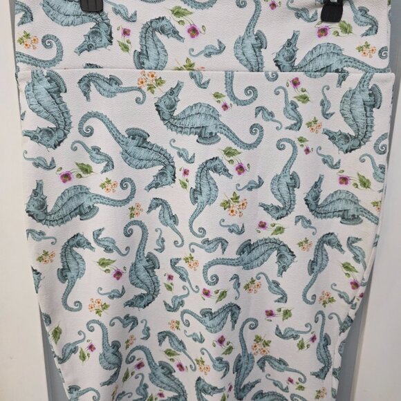 LuLaRoe Cassie Pencil Skirt Size L White Blue Seahorse Print | Beachy Summer | L - Picture 2 of 7